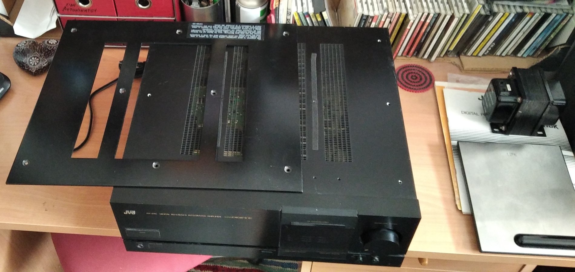 JVC AX-Z911 d 12.jpg