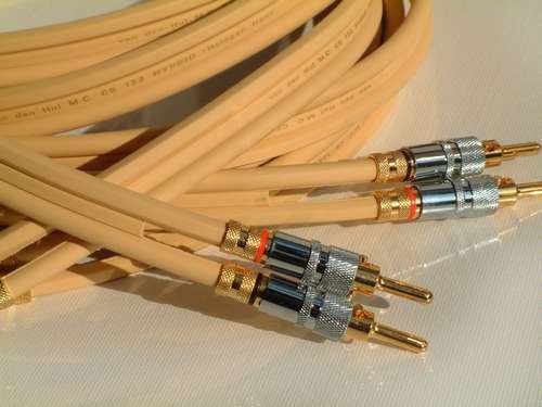 VAN DEN HUL C122.jpg