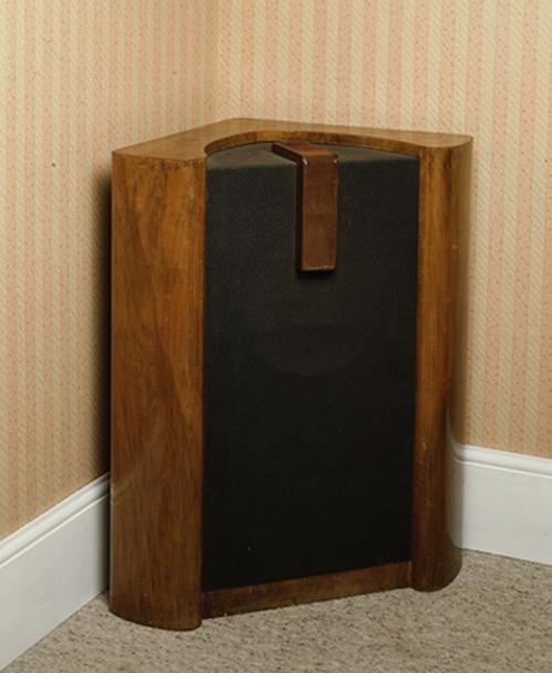 Corner ribbon loudspeaker.JPG