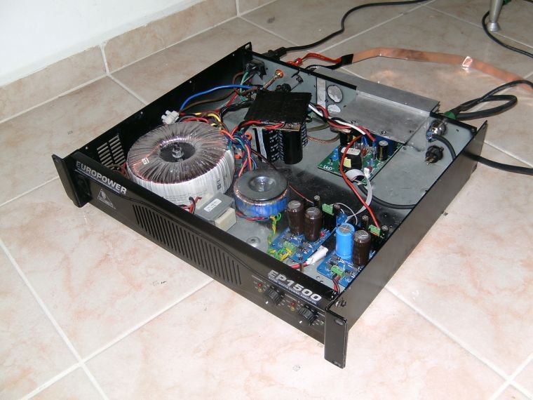 php6a5wdmAM.jpg