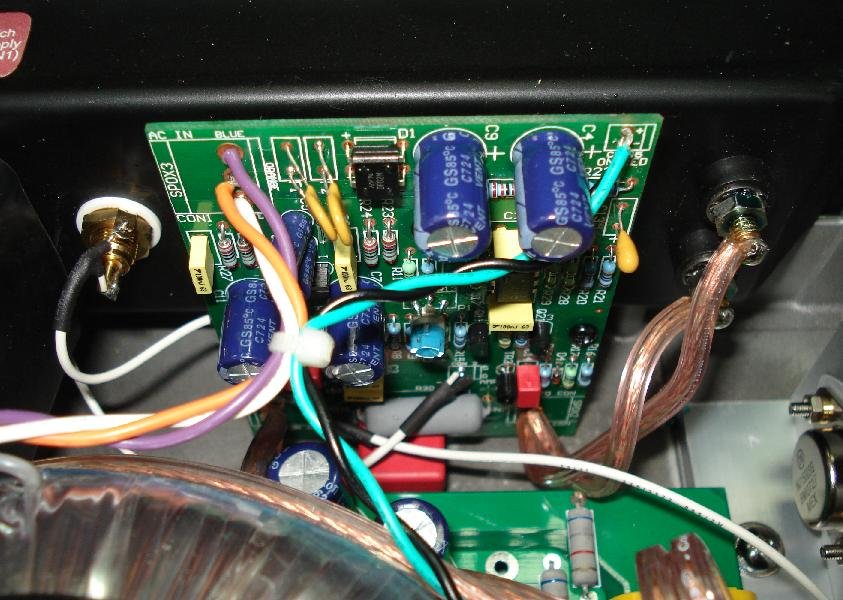 Quad 909M closer look on the control PCB.jpg Quad 909M closer look on the control PCB.jpg