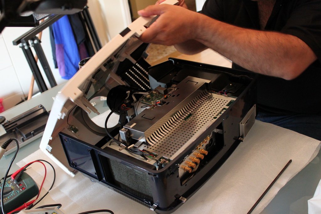 BenQ_w5000_cleanup_1.jpg