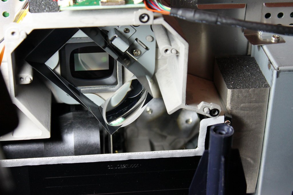BenQ_w5000_cleanup_8.jpg