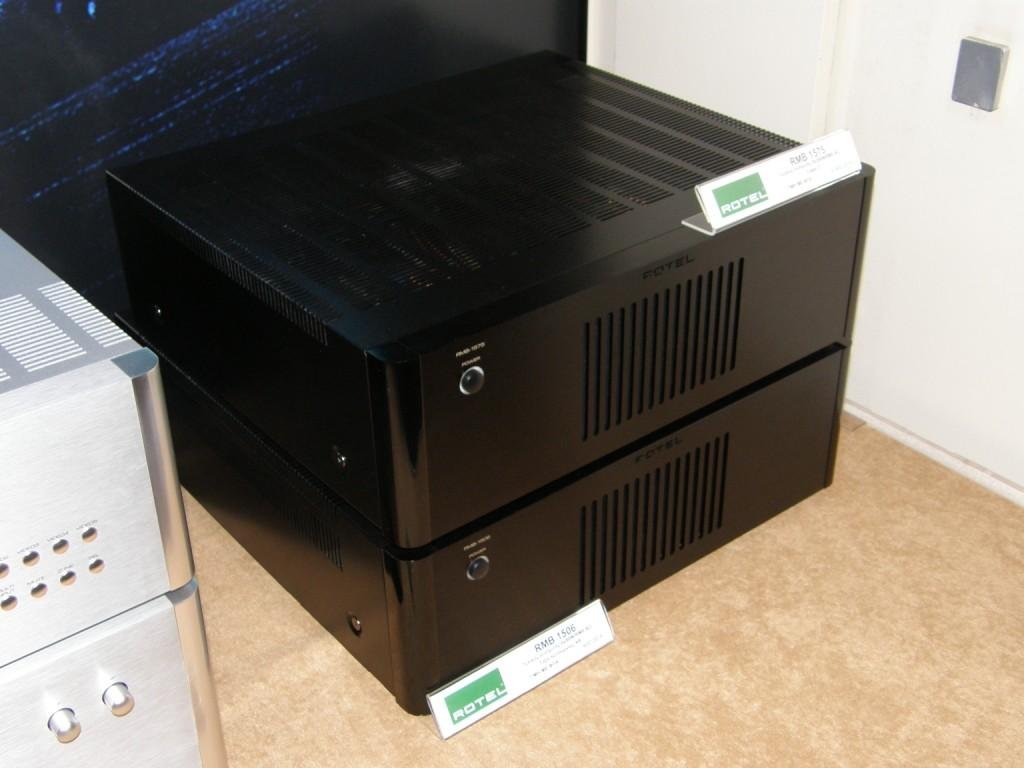rotel3.JPG