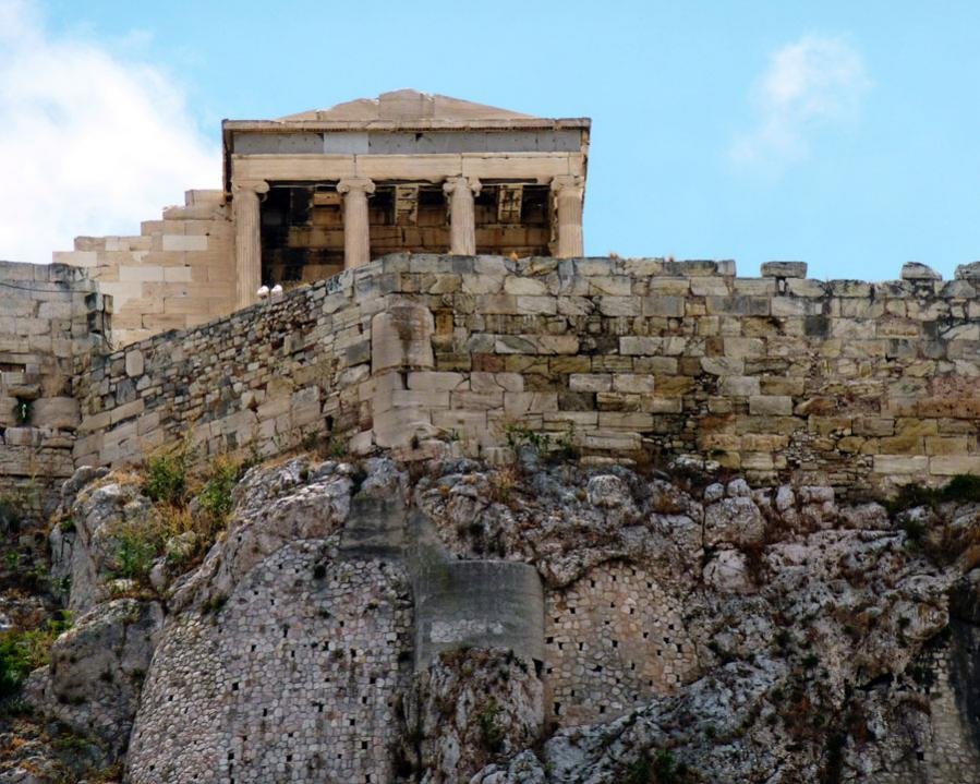 Gen 200 R resized.jpg