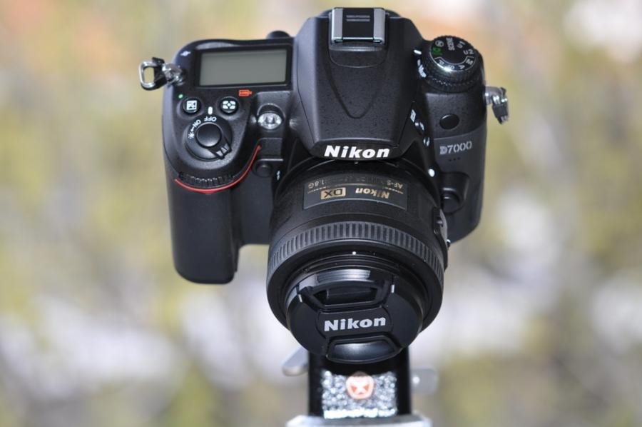 D7000b.jpg