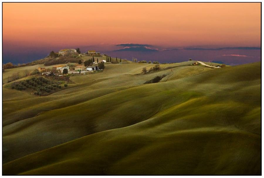 20071225_080Tuscany Asciano-Edit.jpg