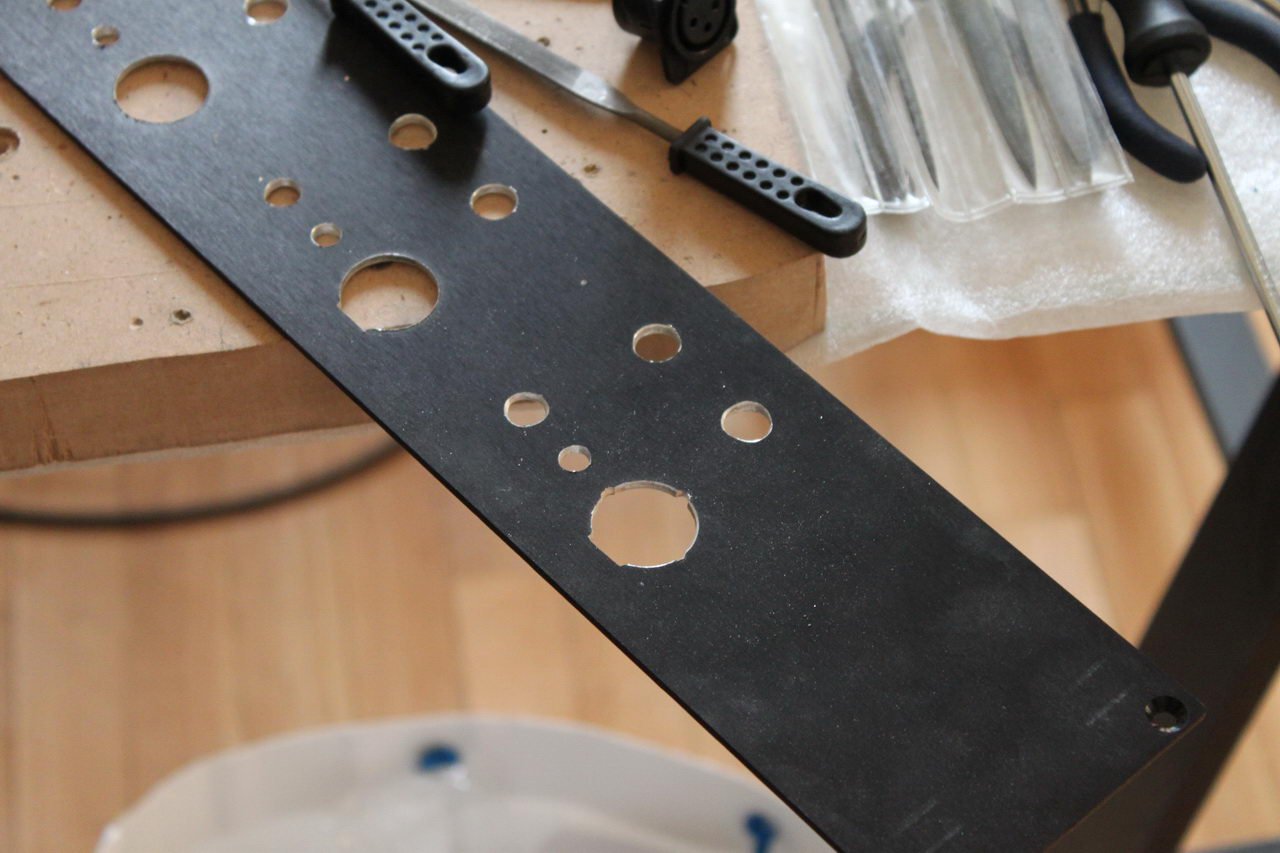 12 back plate_b.JPG