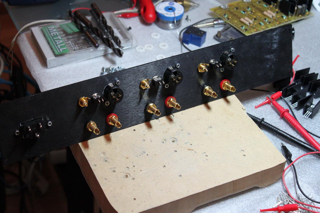 14 back plate_d.JPG