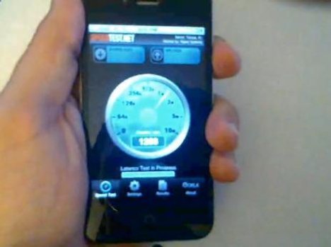 iphone-4-hold-signal.JPG