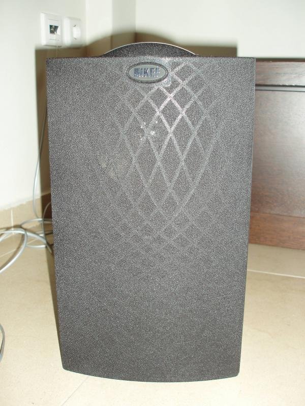 4- KEF IQ30.jpg