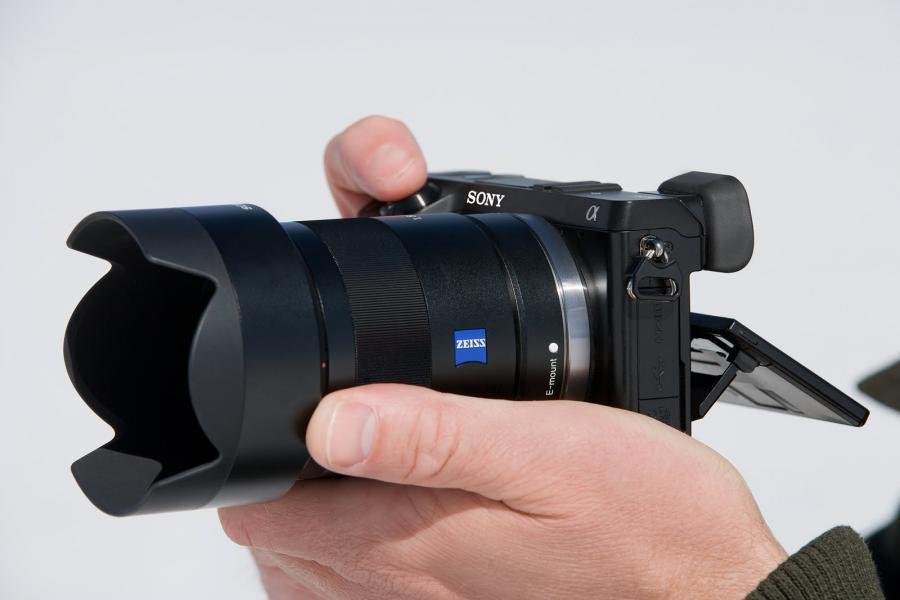 sony-nex-7-zeiss-24mm.jpg