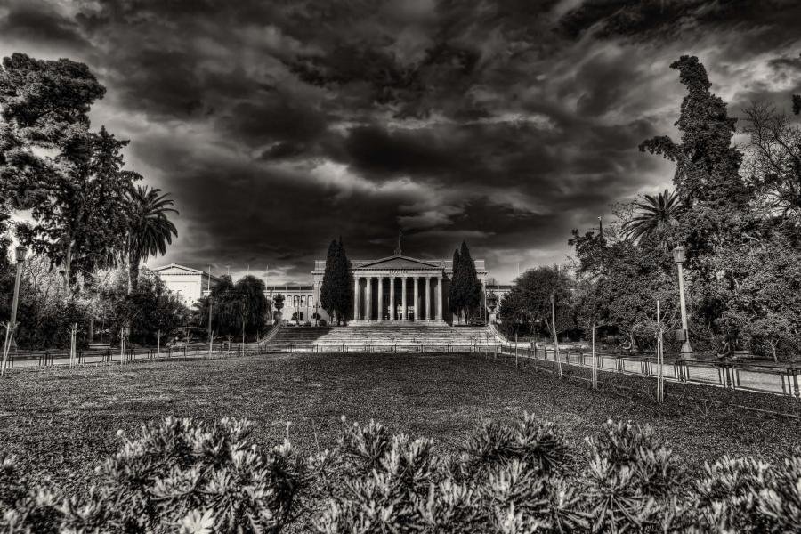 LIGHTROOM (1 of 1)-25_6_7_tonemapped.jpg