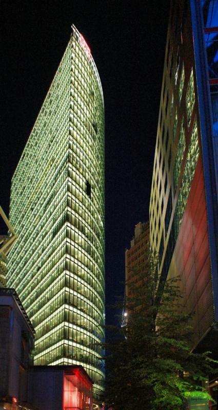 euB 053 RETOUCE 900.jpg