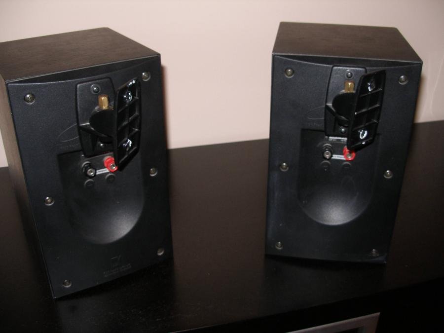 KEF2.jpg