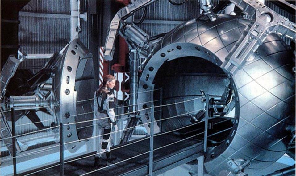 05 Entering the worm.jpg