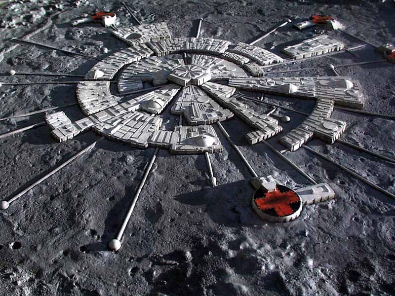 03 Moonbase Alpha.jpg