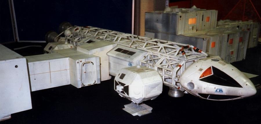 36 Docking module & ship.jpg