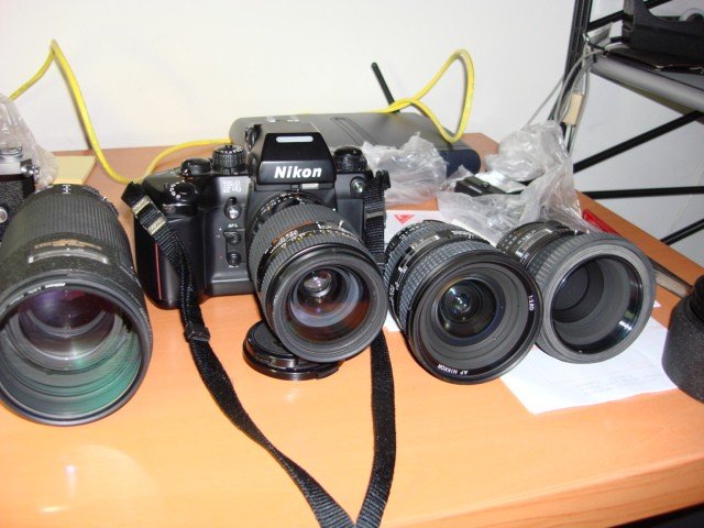 Nikon 2.jpg