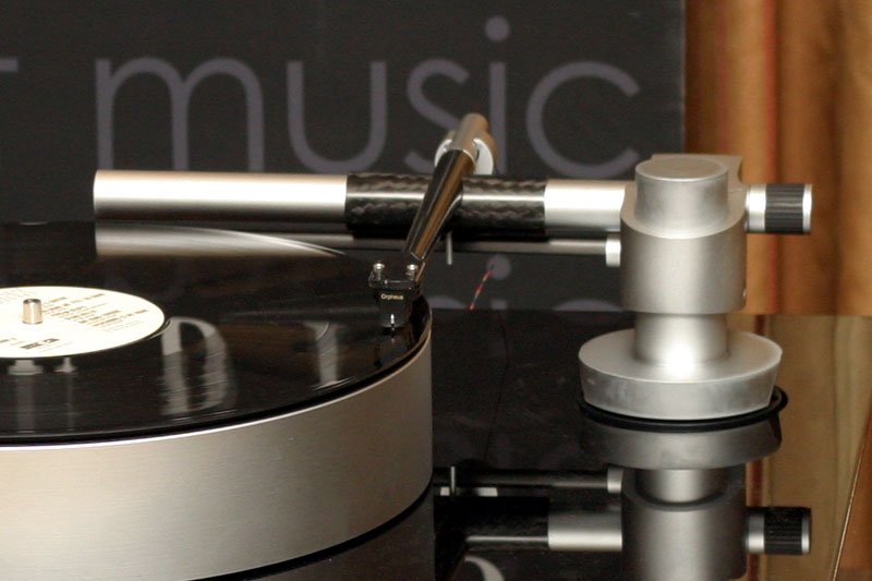 bergmann_turntable_closeup.jpg