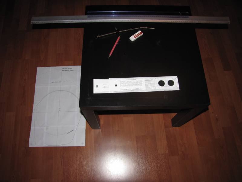 02 Τραπεζάκι Lack.jpg