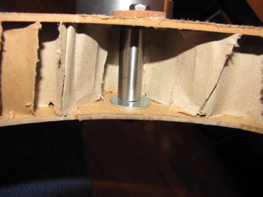 Βίδα στηριξης 401 05.jpg