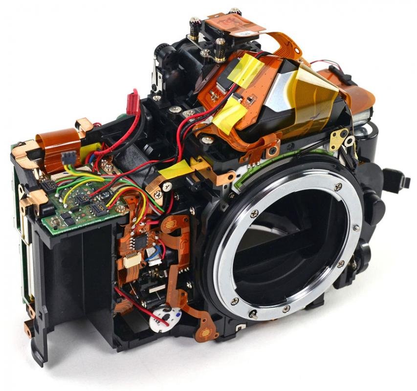 Nikon-D600-teardown.jpg