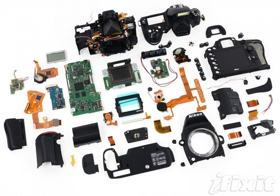 Nikon-D600-teardown-2.jpg