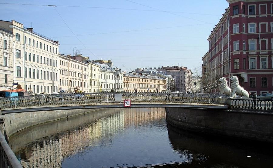 st peterb lion b.jpg