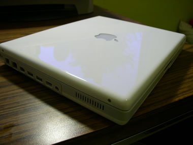Apple_IBook_G4_.jpg
