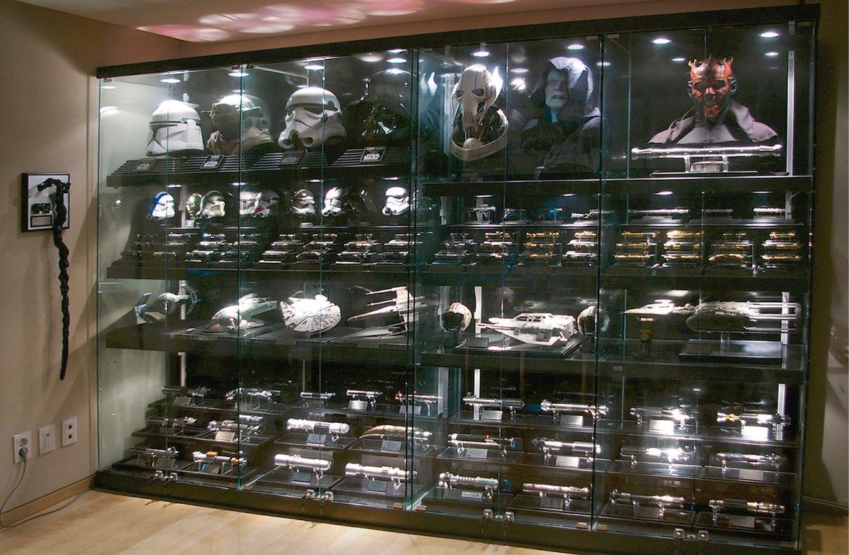 01 Helmets, sabers & ships.jpg