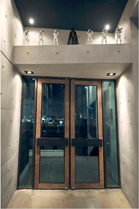 23 Main entrance.jpg