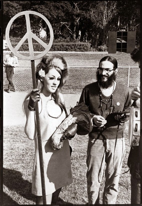 HippiesSanFrancisco.jpg