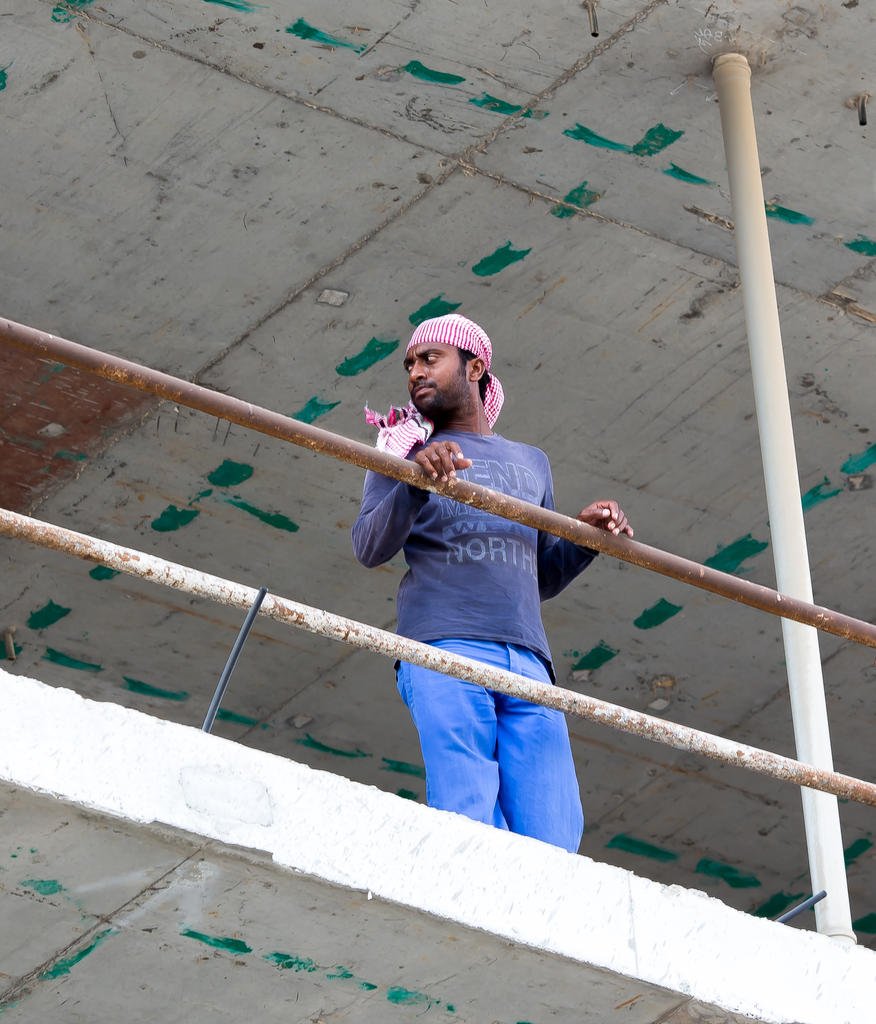 Dubai Labor standing.jpg