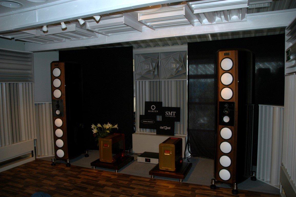 DSC_6177-001 (Medium).JPG