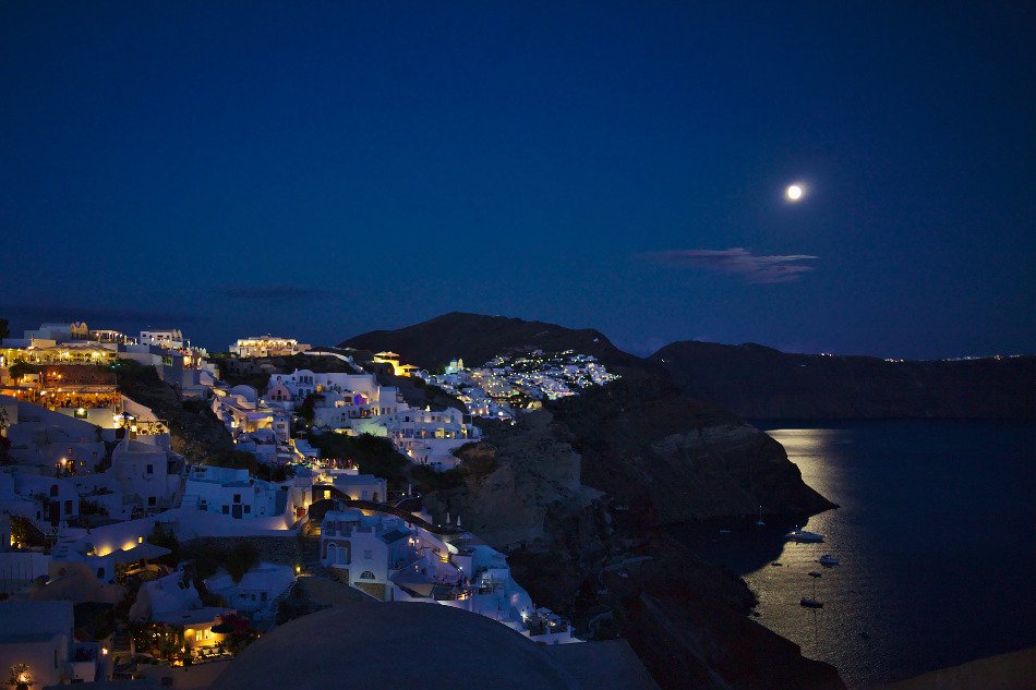 santorini2a.jpg