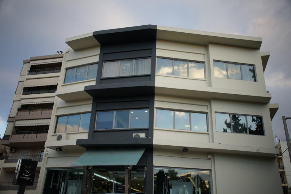 zeis24mm cropped.jpg