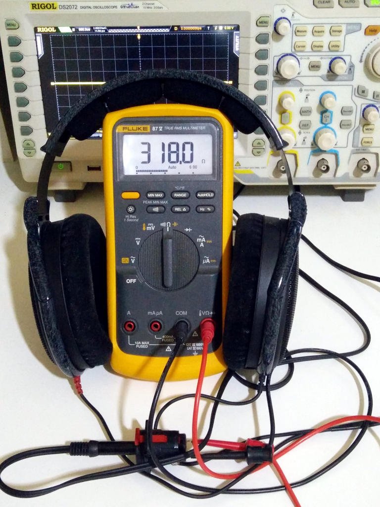 DCR_Sen_HD600.jpg