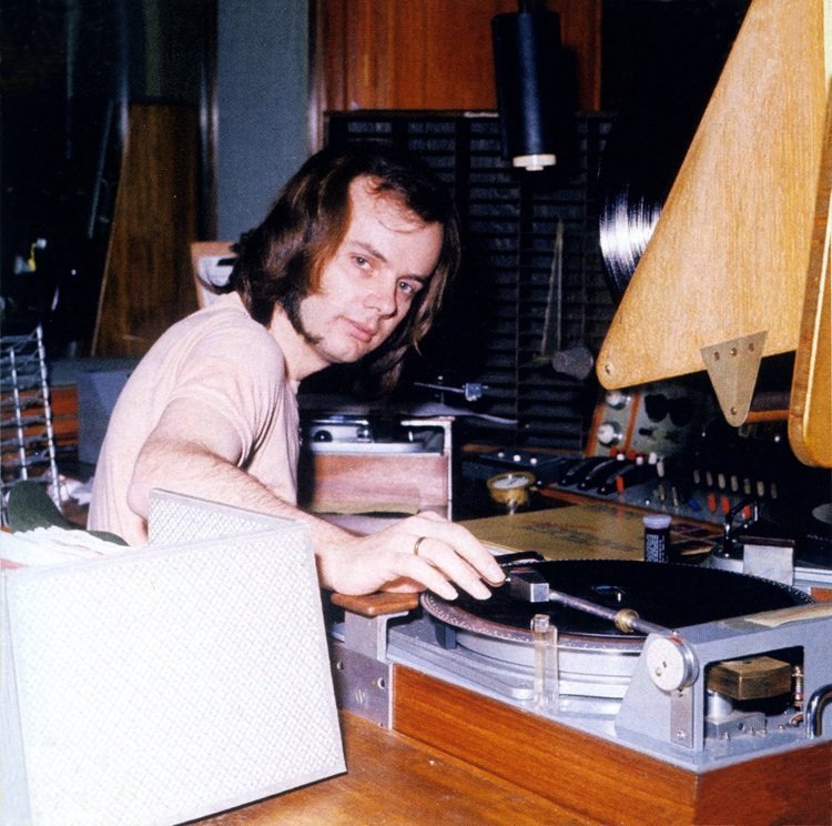 JohnPeel.jpg