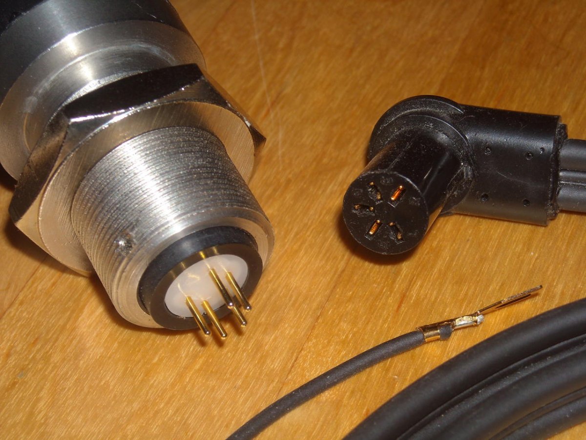RB300 004.jpg