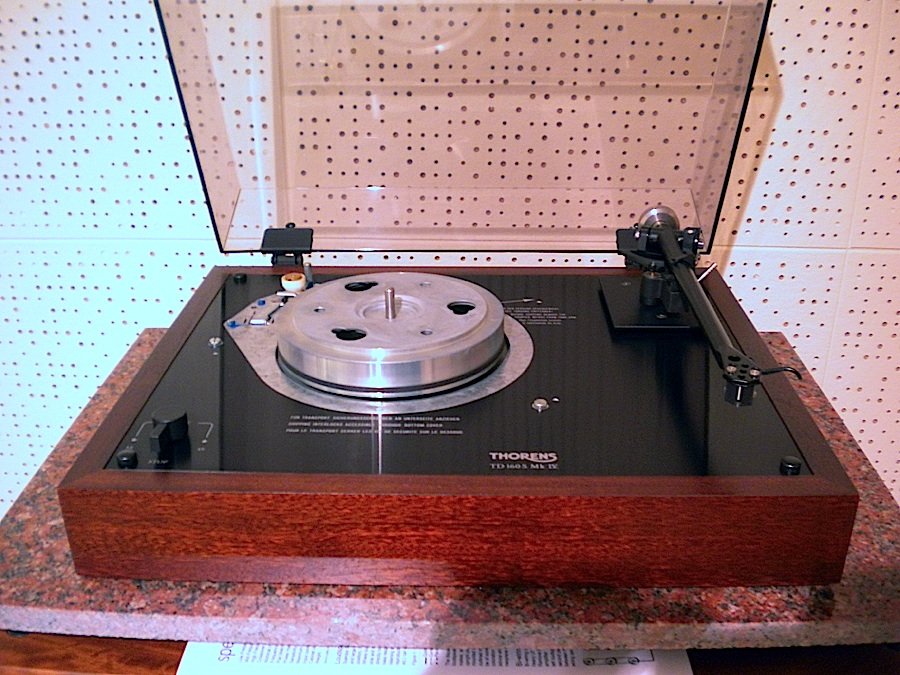 Thorens160.jpg