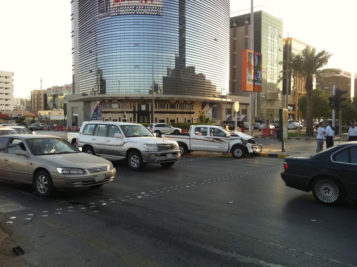 Riyadh car crashed.jpg