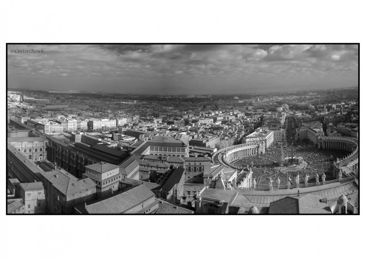 Panorama1 with border.jpg