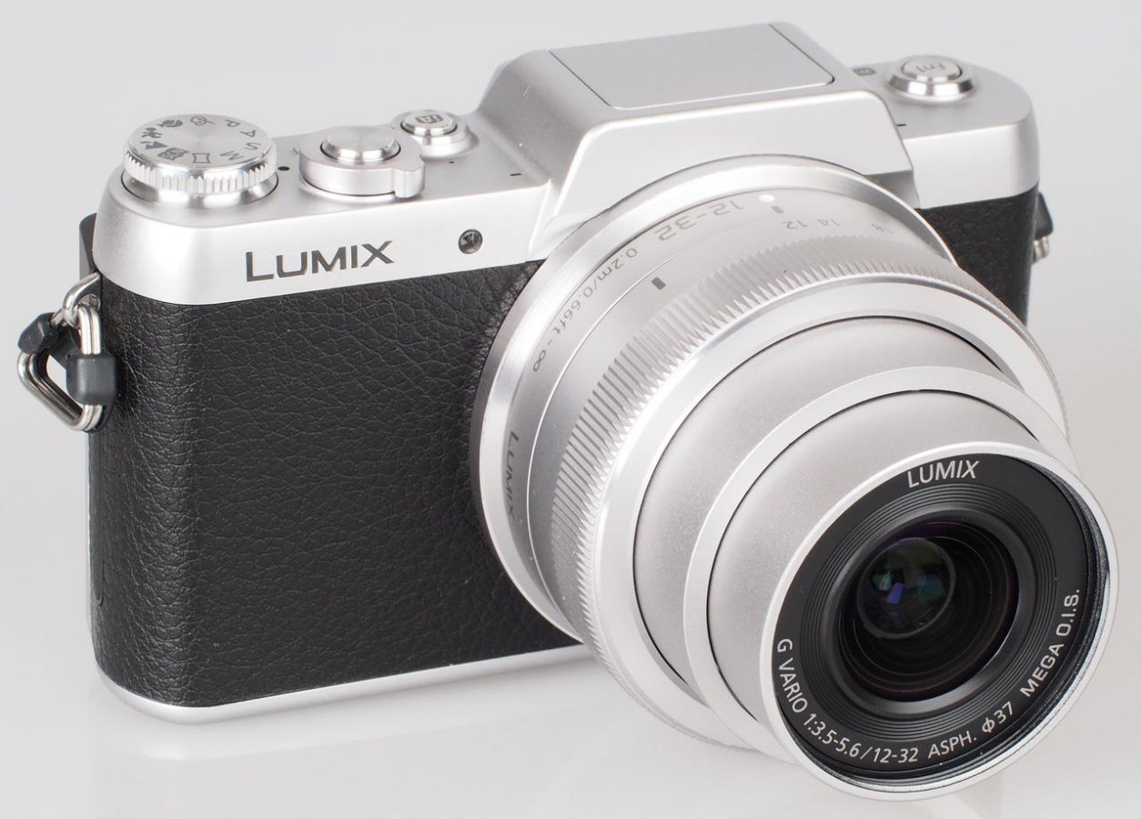 highres-Panasonic-Lumix-GF7-Silver-4_1421667114.jpg