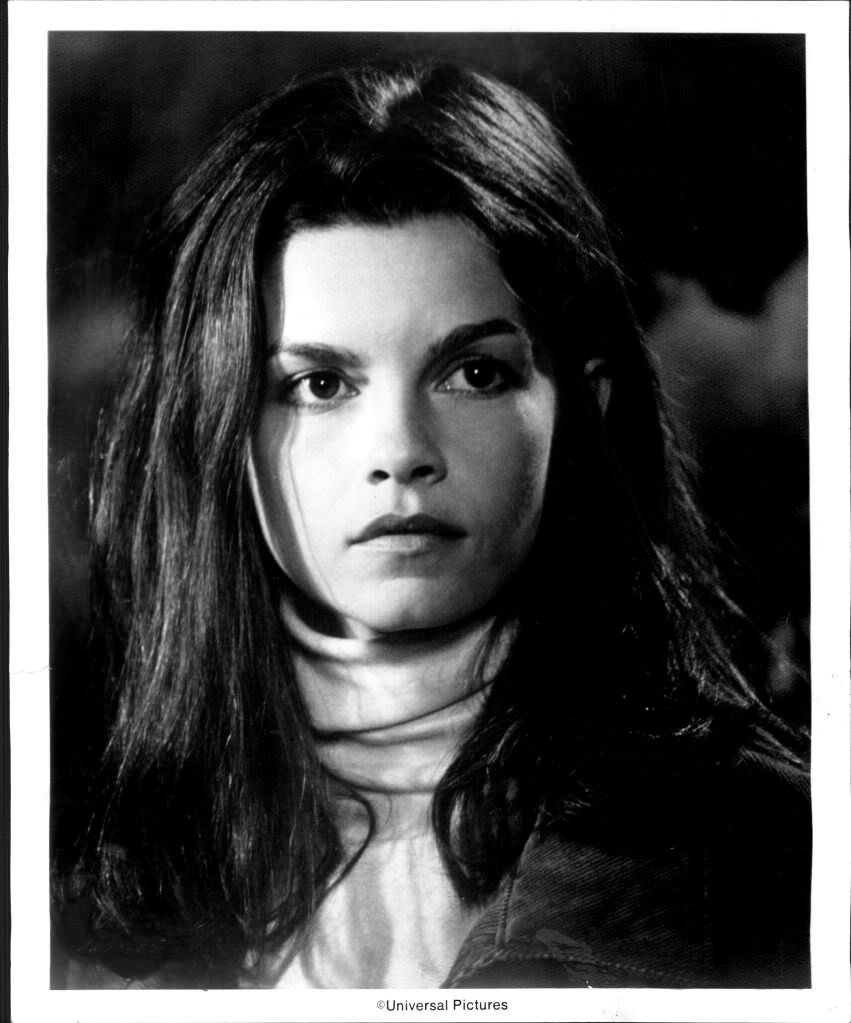 19_Genevieve_Bujold.jpg~original.jpg